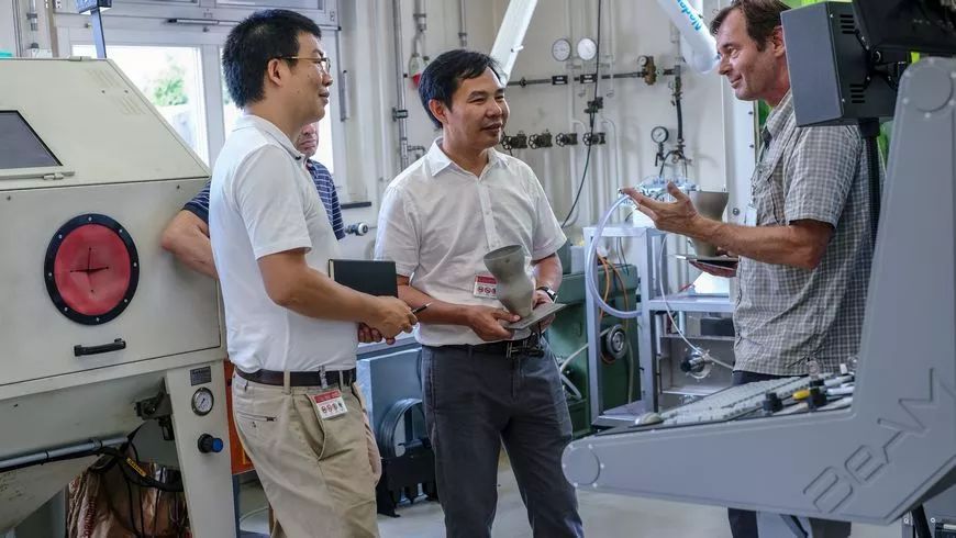 富家激光喷码机陈焱总司理参访Empa瑞士联邦质料试验和科研研究所